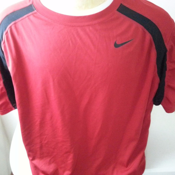 red and black shirt nike